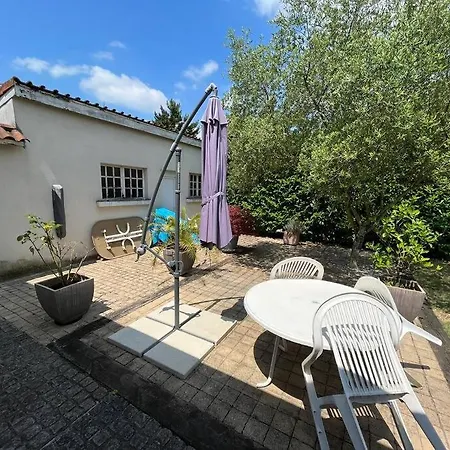 Maison Entiere 3 *